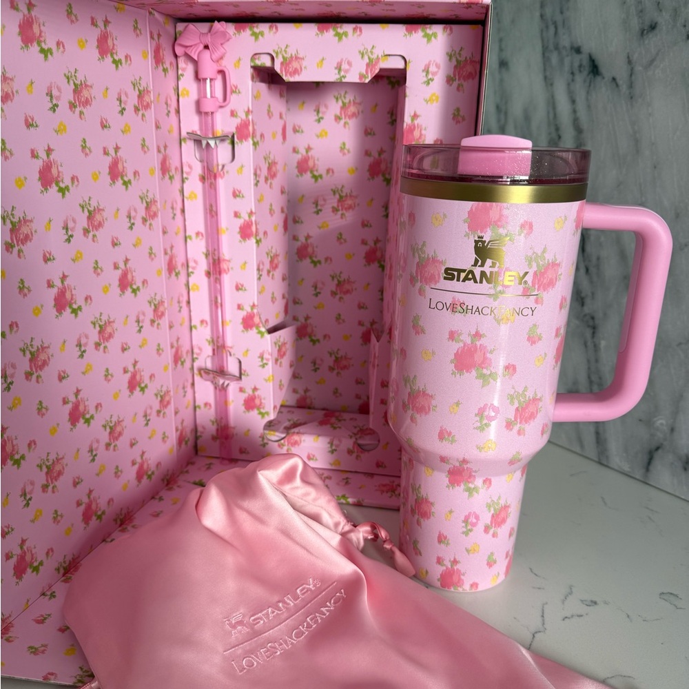 Viral LoveShackFancy x Stanley 40 oz Tumbler in Ibiza Sunset NWT 🎀✨